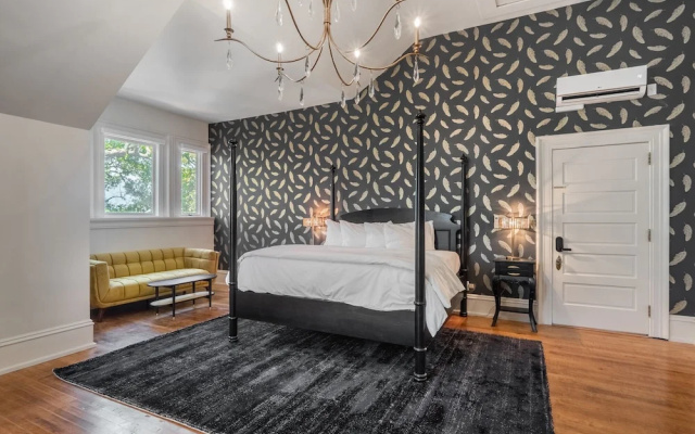 Graystone Inn