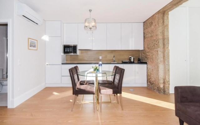 Fontinha Square Apartments by Porto City Hosts