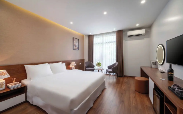Marina Hotel