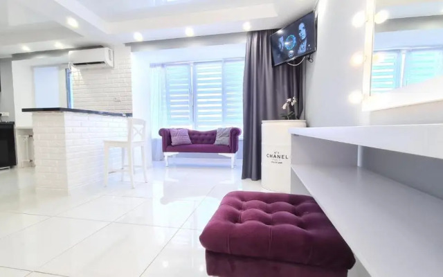Apartaments on prospekt Mira 35 (the 95th kvartal, Ploshcha Horkoho)