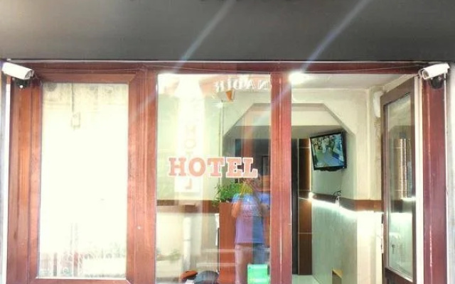 plato hotel
