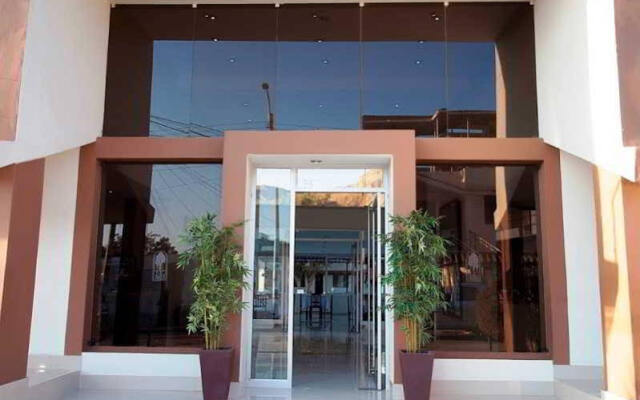 El Angolo Hotel Talara, Piura вид на фасад