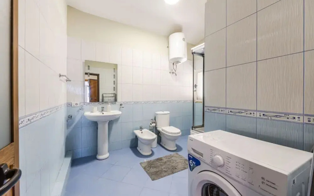 Bright Comfy 2BR Apartment by the Adriatic