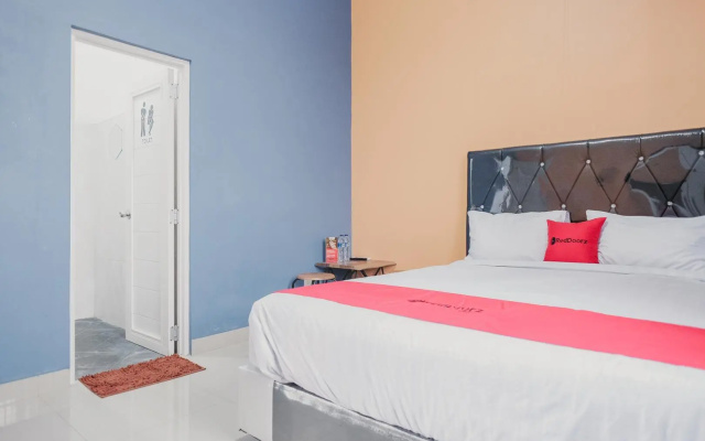 RedDoorz Plus near Gatot Subroto Lampung 3
