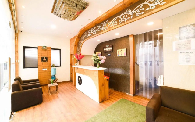 Hotel Grandeur-Near Mumbai International Airport