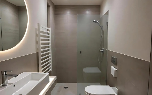 Lift Hotel