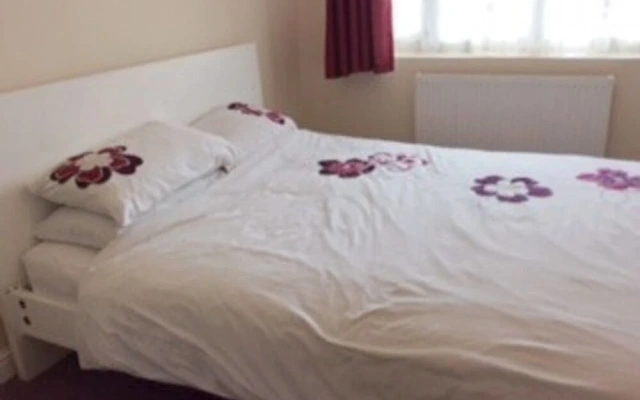 Beautiful 1-Bed Apartment in Romford
