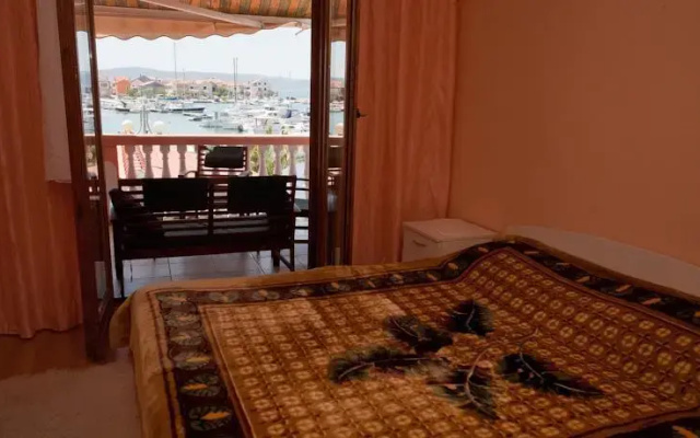 Apartments Toni