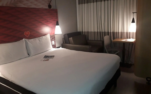 Ibis Osasco