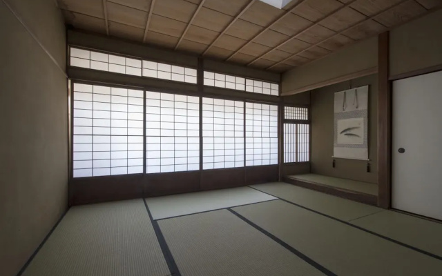 Gion Komatsu