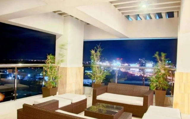 Alabang Staycation near Airport (NAIA)