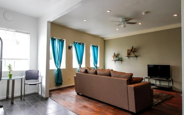 Furnished Los Angeles Apartments
