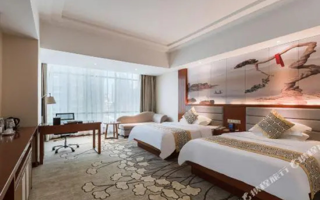 Crown Hotel