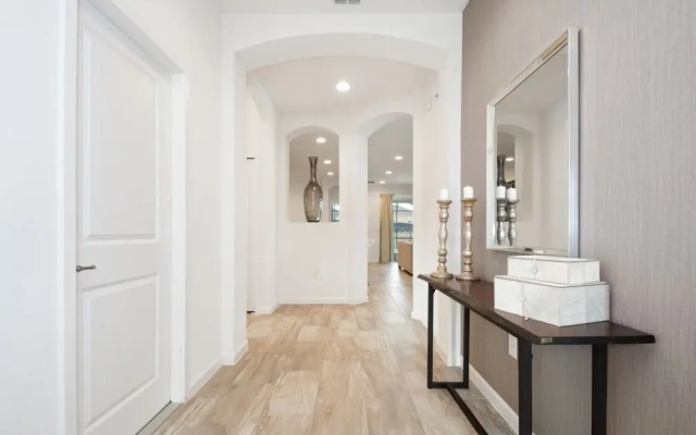 ACO PREMIUM – 6 bd with pool (1736)