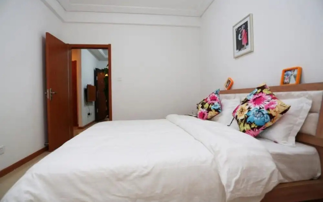 Mark & Henry Apartment Hotel