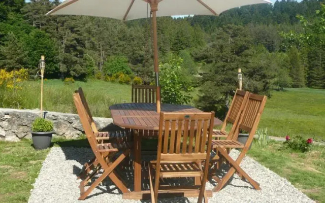Eco-gîte rural le charbonnier