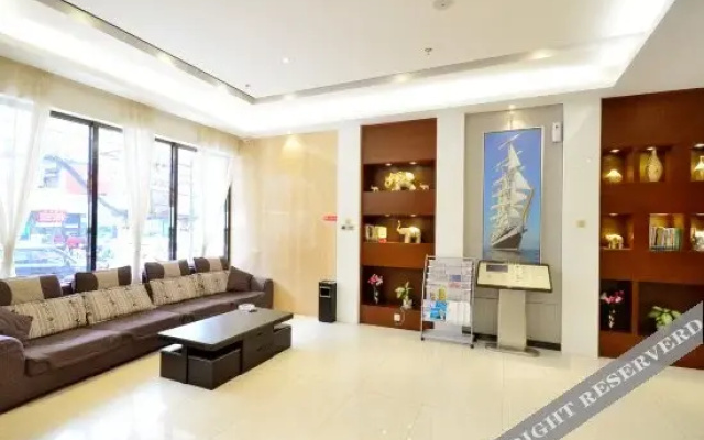 Snowy Shang you Grand Hotel