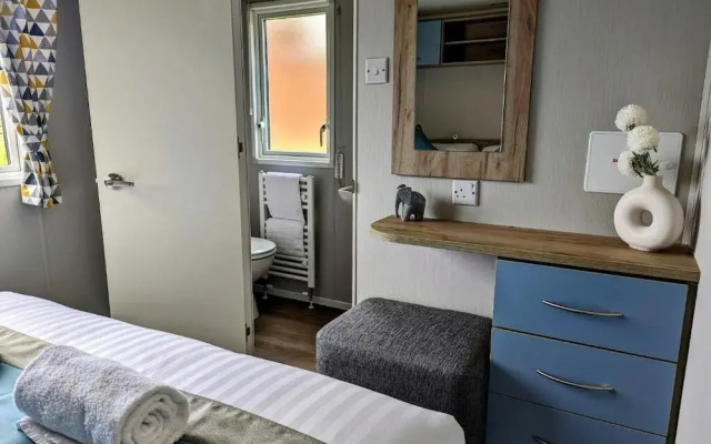 Coed Helen Holiday Park