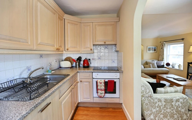 Wonderful Central Edinburgh Apartment