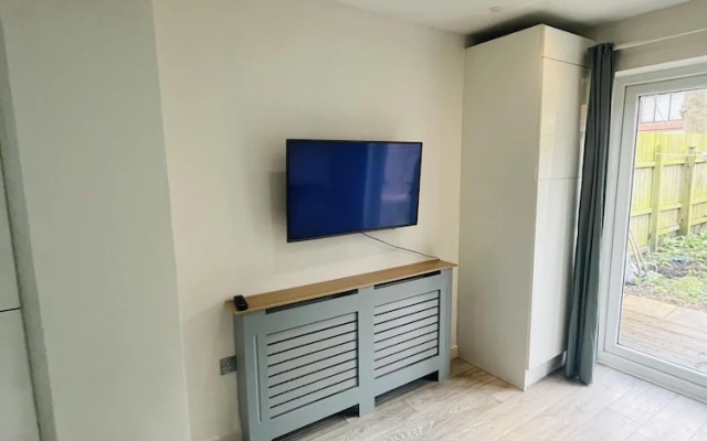 Immaculate 2-bed Apartment in London