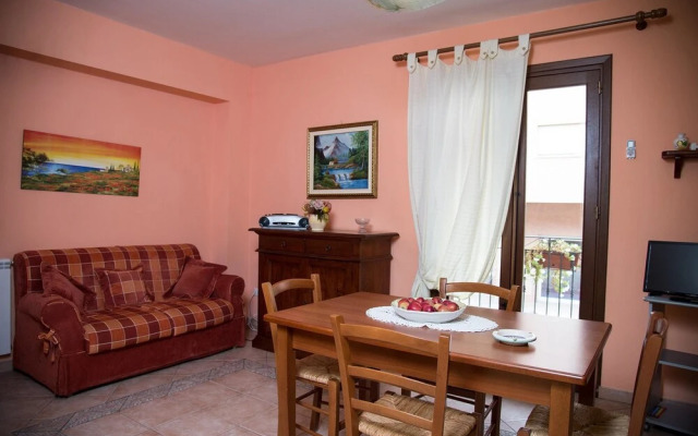 Apartment With one Bedroom in Castelbuono, With Furnished Balcony and