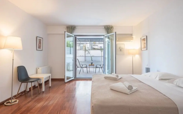 Adelos Villa With Sauna and Rooftop Garden In Elliniko