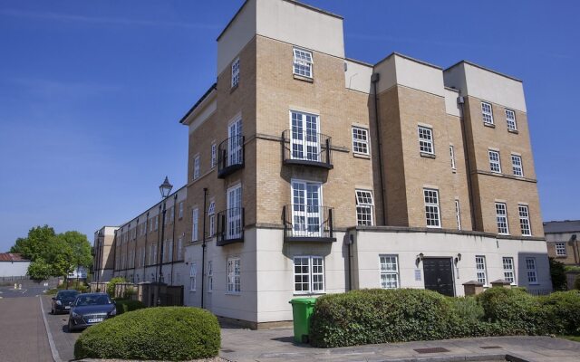 Апартаменты Fountains View Apartment вид на фасад