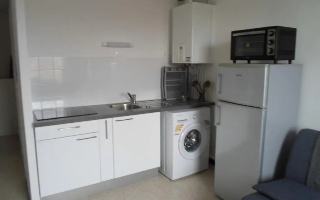 Appartement Balaruc-les-Bains, 1 pièce, 2 personnes - FR-1-503-108