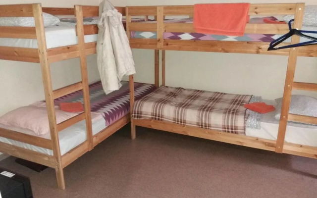 Apelsin Hostel
