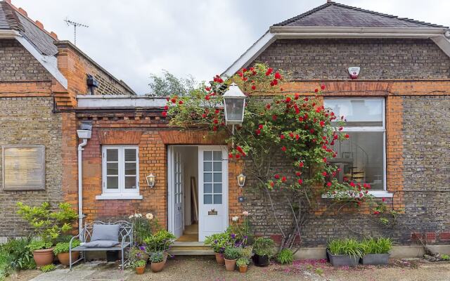 Отель Primrose Hill Artist Studio Великобритания, Лондон - отзывы, цены и фото номеров - забронировать отель Primrose Hill Artist Studio онлайн вид на фасад