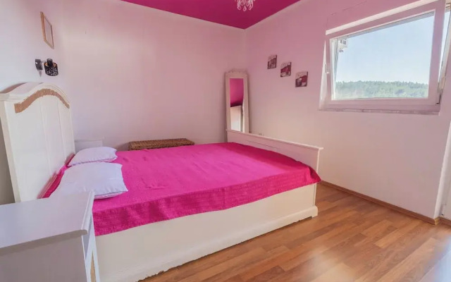 Apartment Ahel
