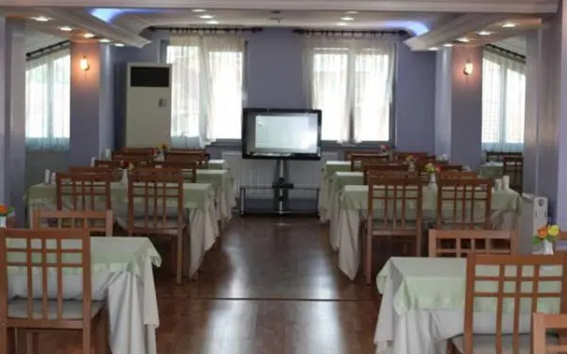 Hur Hotel