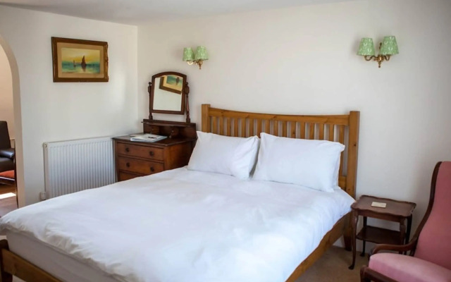 The Horse & Cart Inn