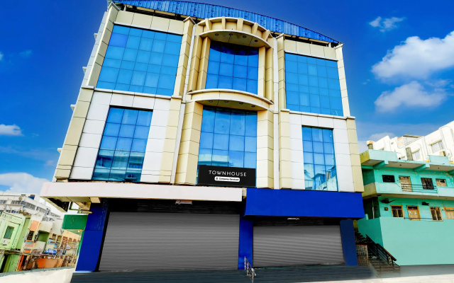 Townhouse Anantapur Near Srikantam Circle