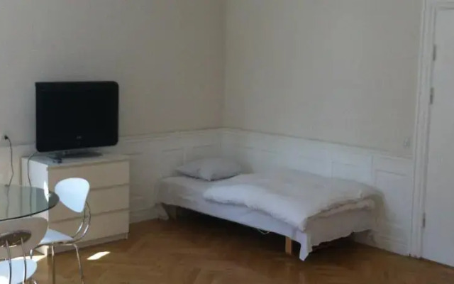 Urban Bed & Breakfast