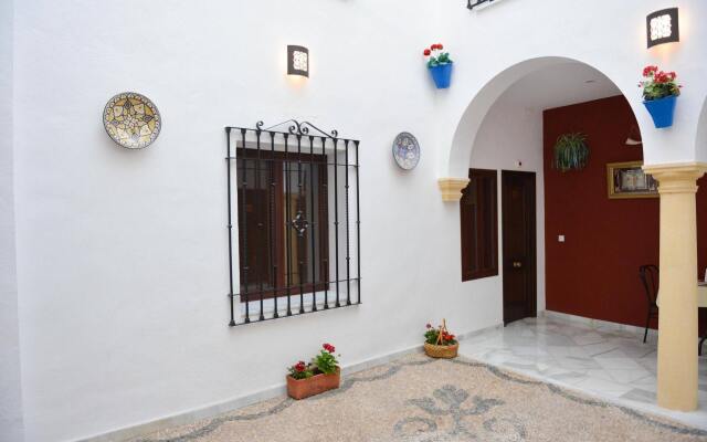 Los Omeyas Hotel вид на фасад