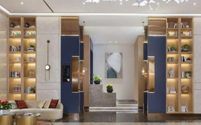 L'Oréal County Hotel (Changsha Desiqin Square Maozhutang Metro Station Branch)