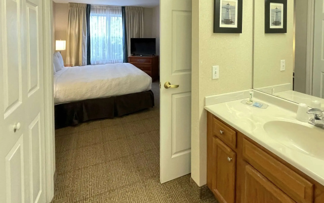 Smart Suites, an Ascend Collection Hotel