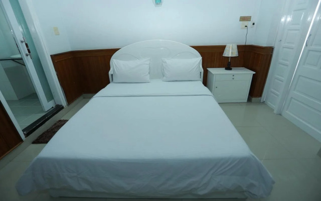 Thanh Long Hotel