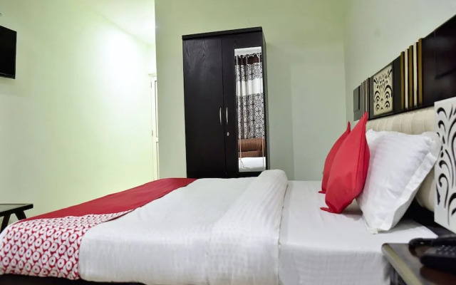 OYO 10566 Hotel Shanti Guest House