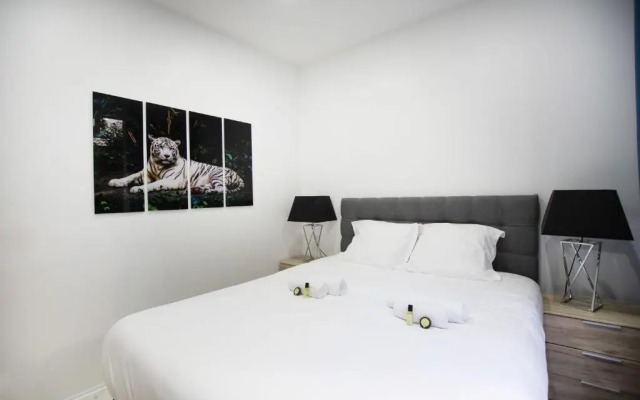 GuestReady - Bright and Spacious Apartment near Eiffel Tower