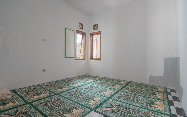 Wisma Atensi by RedDoorz