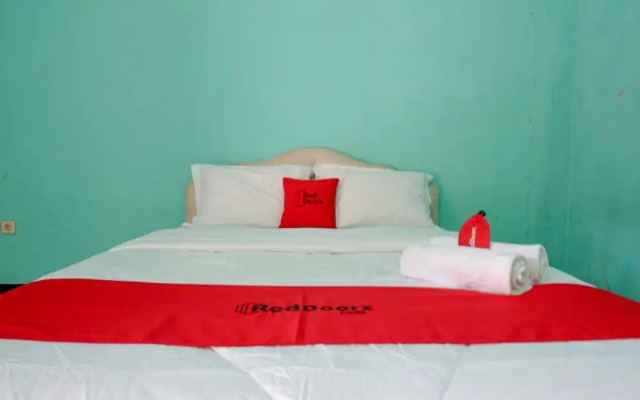 Penginapan Cemara Indah by RedDoorz