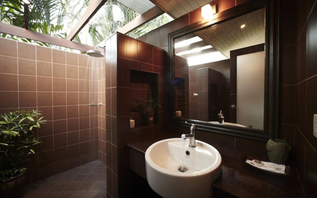 Promtsuk Buri Resort