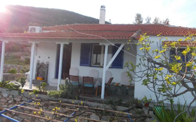 Mourtero House