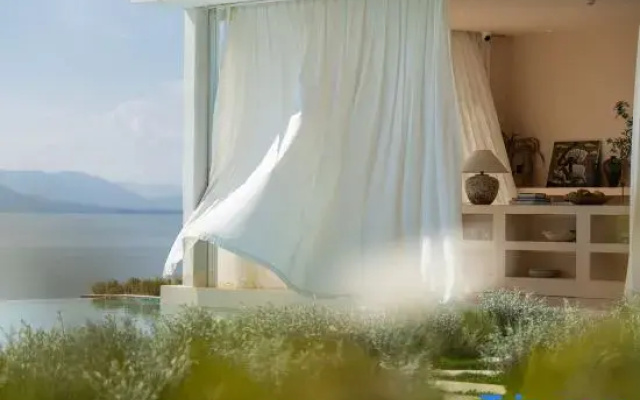 See the Mountains Again | Holiday Villa · Mountain · Seaview Holiday Hotel