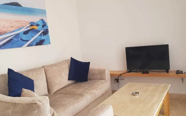 Seaside serviced apartments