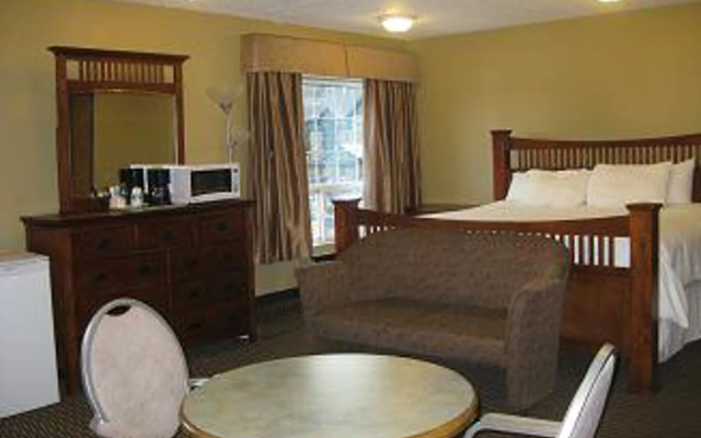 Stonebridge Hotel