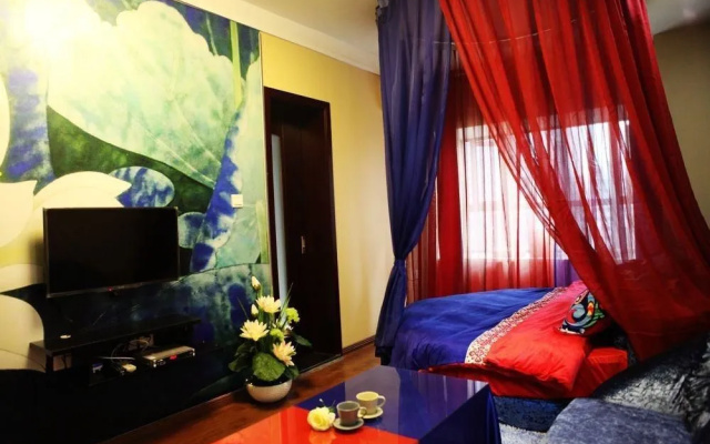 Chengdu Aijiwu Theme Apartment