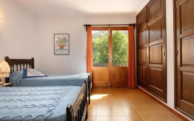 Villa March